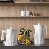 photo Alessi - Plissè - Electric kettle in thermoplastic resin - 2400 W - 170 cl - White 2